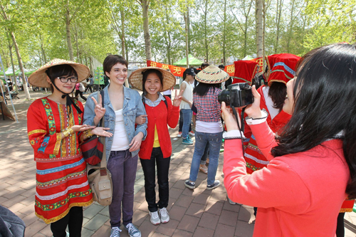 吉林財經(jīng)大學25個老鄉(xiāng)會開“Party”