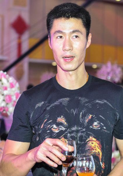 王皓與閆博雅舉行婚禮