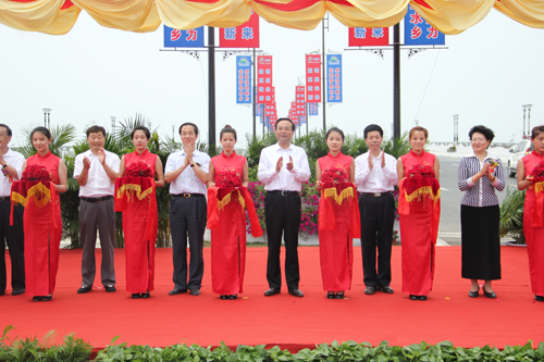 擴大城市綠化面積 加快交通建設進程