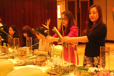 長春舉辦“花逸人生•優(yōu)雅綻放”女性賓客活動