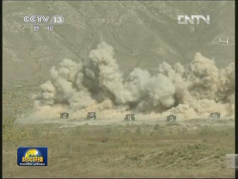 “鐵甲兵王”賈元友操作新型坦克數(shù)秒內(nèi)5發(fā)5中