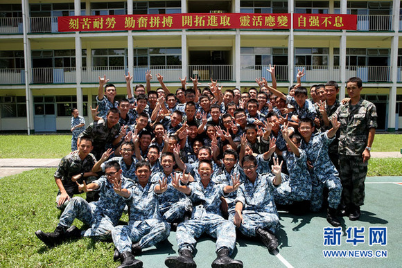 第八屆“香港青少年軍事夏令營”舉行結業典禮