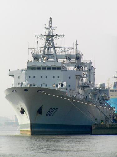 新型補給艦