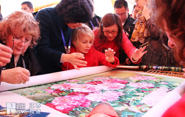 第五屆中國(guó)刺繡文化藝術(shù)節(jié)在蘇州開幕