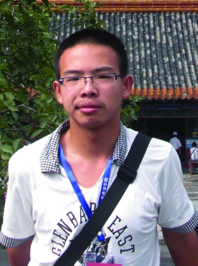 各地市高考狀元現身 江蘇文理考神都是常州女生