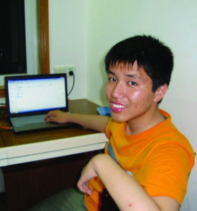 各地市高考狀元現身 江蘇文理考神都是常州女生