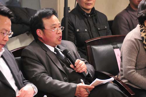 紀(jì)委書記親駕今年首趟“民心專列” 市民訴求踏上真正動(dòng)車速度