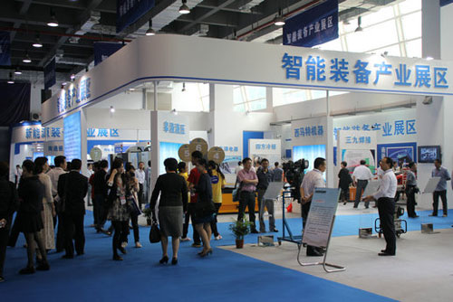 南通戰略性新興產業發展成果展舉辦