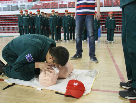 南京亞青會(huì)：青少年做主的盛會(huì)