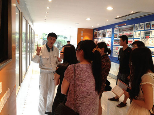 2013中國航海日活動網(wǎng)絡媒體南通行 體驗通江達海