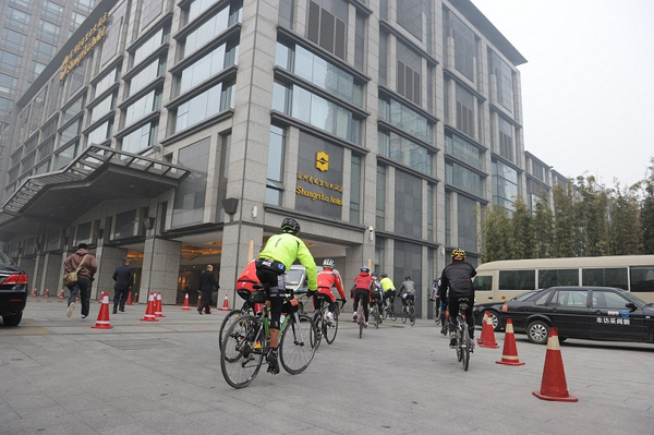 “騎向未來”蘇州段順利落幕 共募善款15萬元