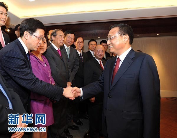 李克強會見香港特區行政、立法、司法機構負責人