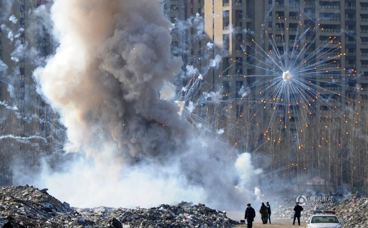 沈陽警方“銷煙”數(shù)千件 “白日焰火”齊鳴