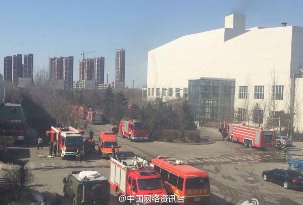 遼寧沈陽華晨廠區(qū)發(fā)生起火 百名官兵救援