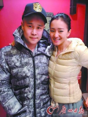 小沈陽曬與鞏俐合影 網(wǎng)友：二師兄 快放開白骨精