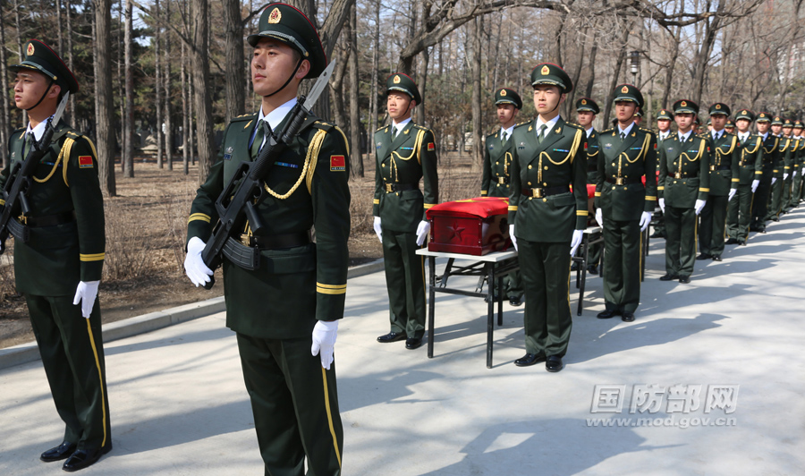 在韓中國志愿軍烈士遺骸在沈陽安葬
