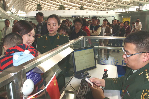 沈陽口岸:呈現“五一”旅游高峰