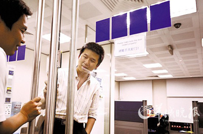 記者直擊“四大”加班 企業仍未正面回應