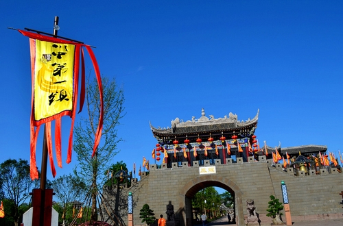 中國重點旅游網絡媒體代表采風遂寧