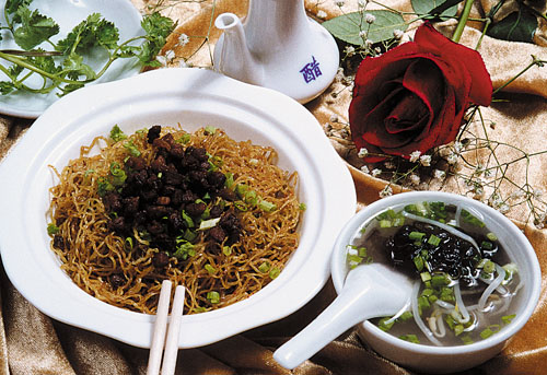 面韌湯鮮貴州小吃之燃面