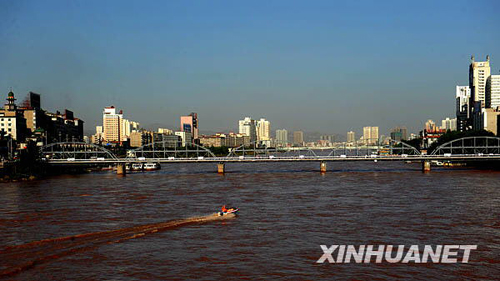 百年黃河鐵橋見證蘭州變遷