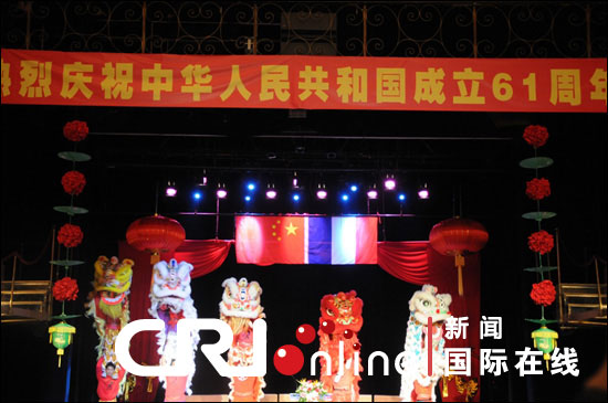旅法僑界舉辦盛大文藝演出 慶祝國慶61周年
