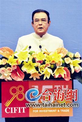 陳德銘:入世十周年 中國開放度接近部分發達國家