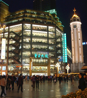 入世五周年：中資商業在“貼身戰”中迅速崛起