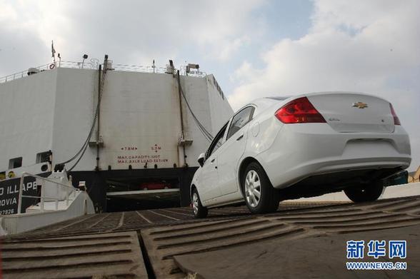 【入世回眸】從“老三樣”到汽車工業的華麗轉身