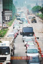 施工后首個工作日 成都東三環今迎“大考”