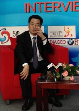 “請進來”“走出去”雙向互動助推瀘州國際化