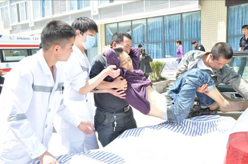 東汽赴雅安災(zāi)區(qū)救援隊(duì)完成任務(wù)順利返回