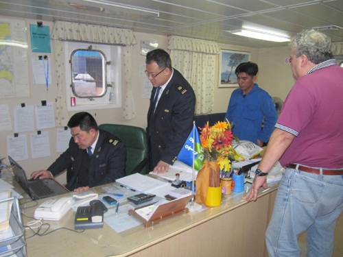 一巴拿馬籍船涉嫌排放垃圾入海被煙臺海事局立案調查