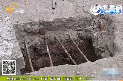 濟南南全福老東區化糞池被堵 一樓住戶馬桶污水外溢