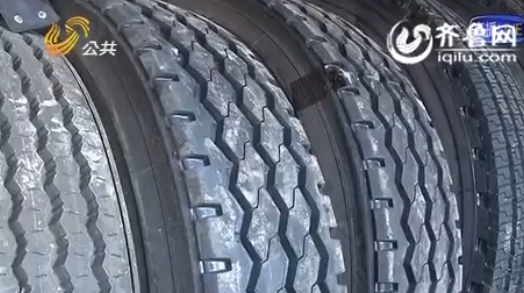 實拍德州黑作坊里翻新輪胎:舊胎打磨粘新胎面出售