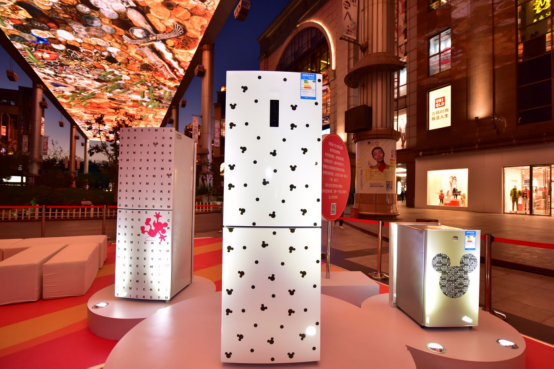 “迪士尼效應”引爆個性化定制 “最貴周邊”致敬米奇