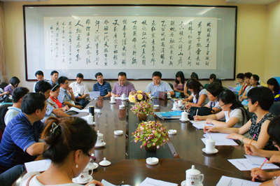 全國英文報刊教學(xué)研討會在山東煙臺舉行