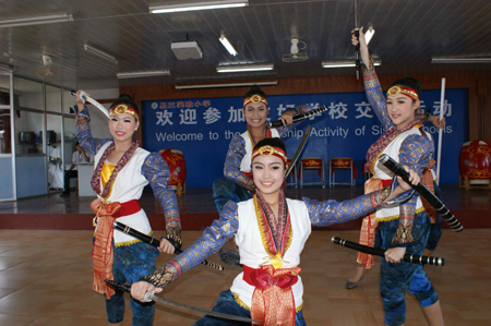 第十屆“和平頌”國際青少年文化藝術(shù)節(jié)蓬萊開幕