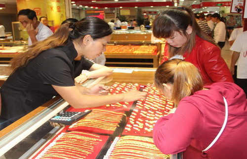 第十屆國際黃金珠寶首飾展銷會在山東招遠(yuǎn)舉辦