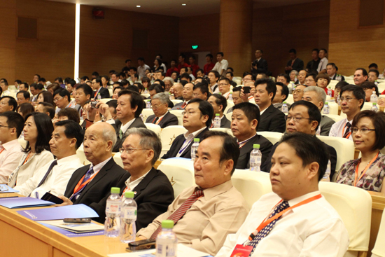 第六屆華商企業科技創新合作交流會在山東濟南開幕