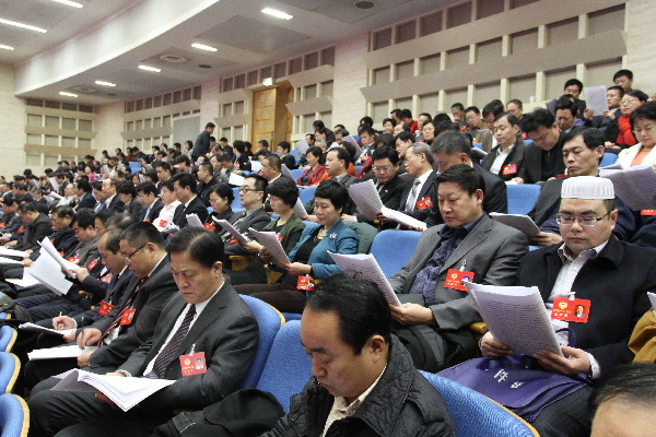 山東第十二屆人大會第一次會議開幕