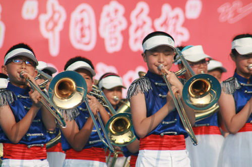 國(guó)內(nèi)頂級(jí)青少年管樂(lè)專(zhuān)題比賽青島開(kāi)幕 600名學(xué)子角逐“中國(guó)管樂(lè)杯”獎(jiǎng)