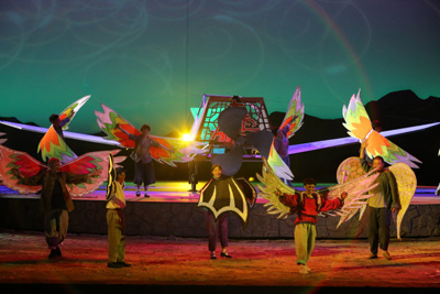 舞臺(tái)劇《想飛的孩子》亮相十藝節(jié)