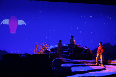 舞臺(tái)劇《想飛的孩子》亮相十藝節(jié)