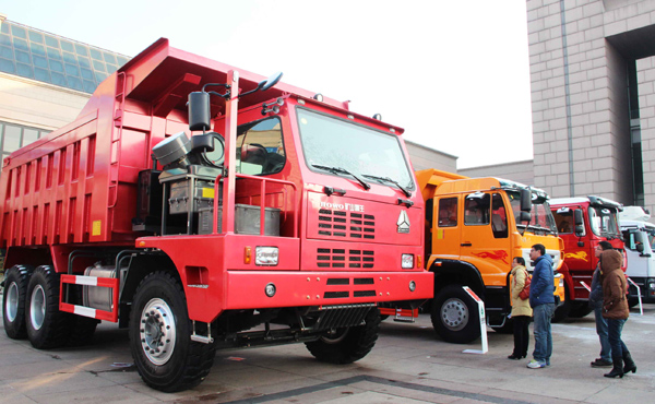 中國重汽集團實施多品牌戰略 2014年力爭整車銷售20萬輛