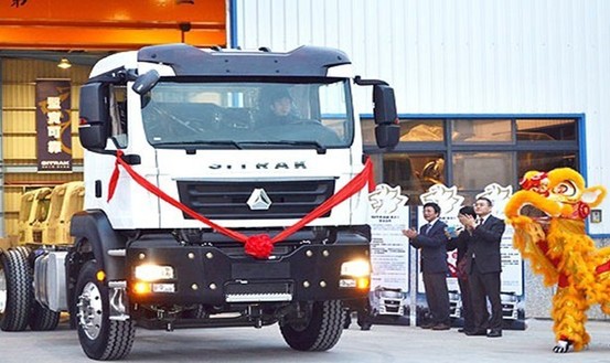 中國重汽SITRAK重卡在臺灣組裝下線