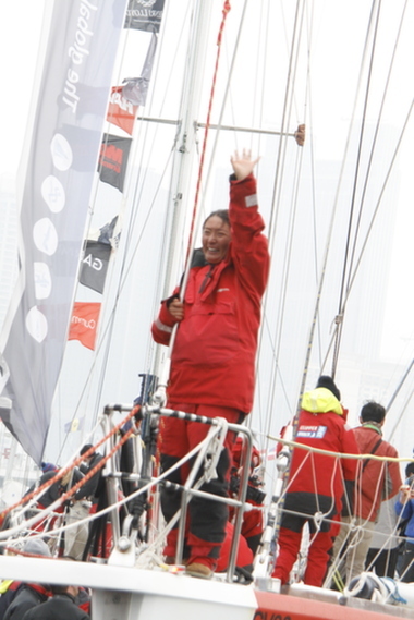 克利伯環(huán)球帆船賽“青島號(hào)”回歸母港 青島姑娘宋坤挑戰(zhàn)自我