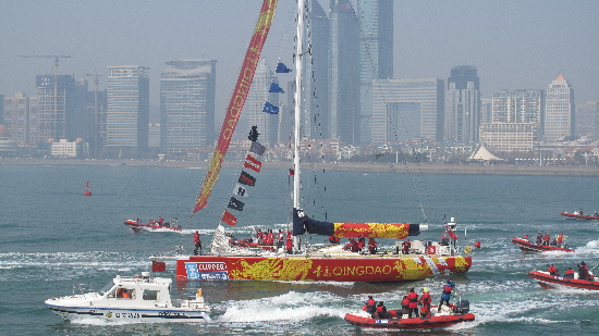 青島舉行起航儀式歡送克利伯航海勇士