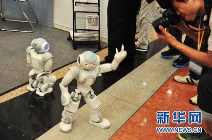世界機器人“聚會”上海（組圖）