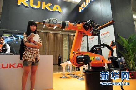 世界機器人“聚會”上海（組圖）